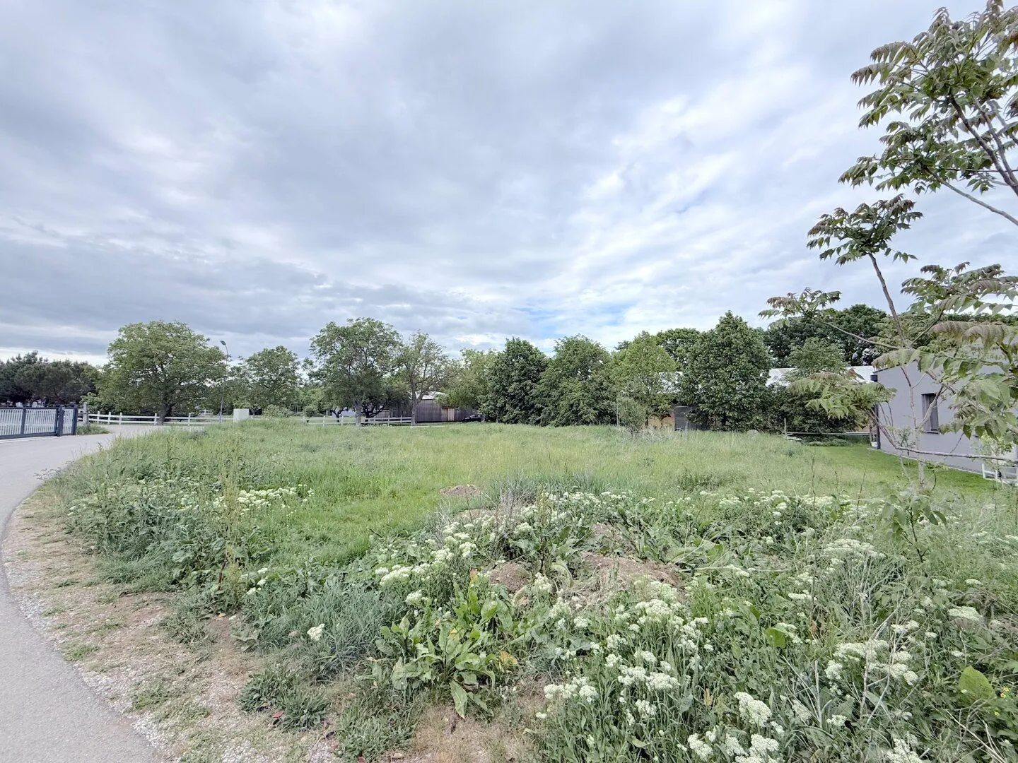 Building plot 829 m² in 2424 Zurndorf, perfect for your own home! Only €165,800, photo 3