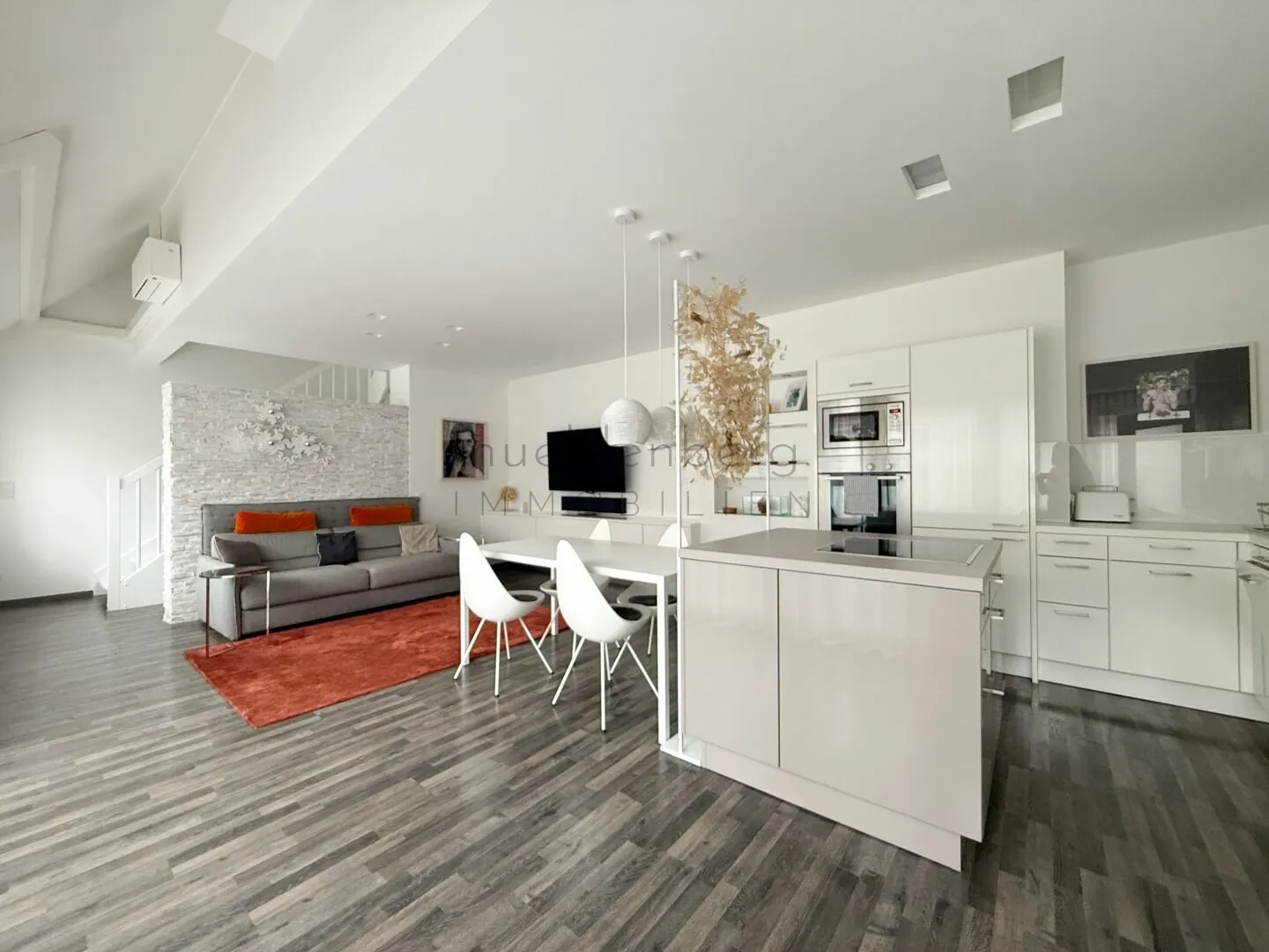 LEASED FOR A FIXED TERM FROM SEPTEMBER 2026 - JUNE 2027 --- UNIQUE LIVING EXPERIENCE ON 79 m² WITH OUTDOOR AREA AND GARAGE SPACE, HAYDNGASSE, photo 2