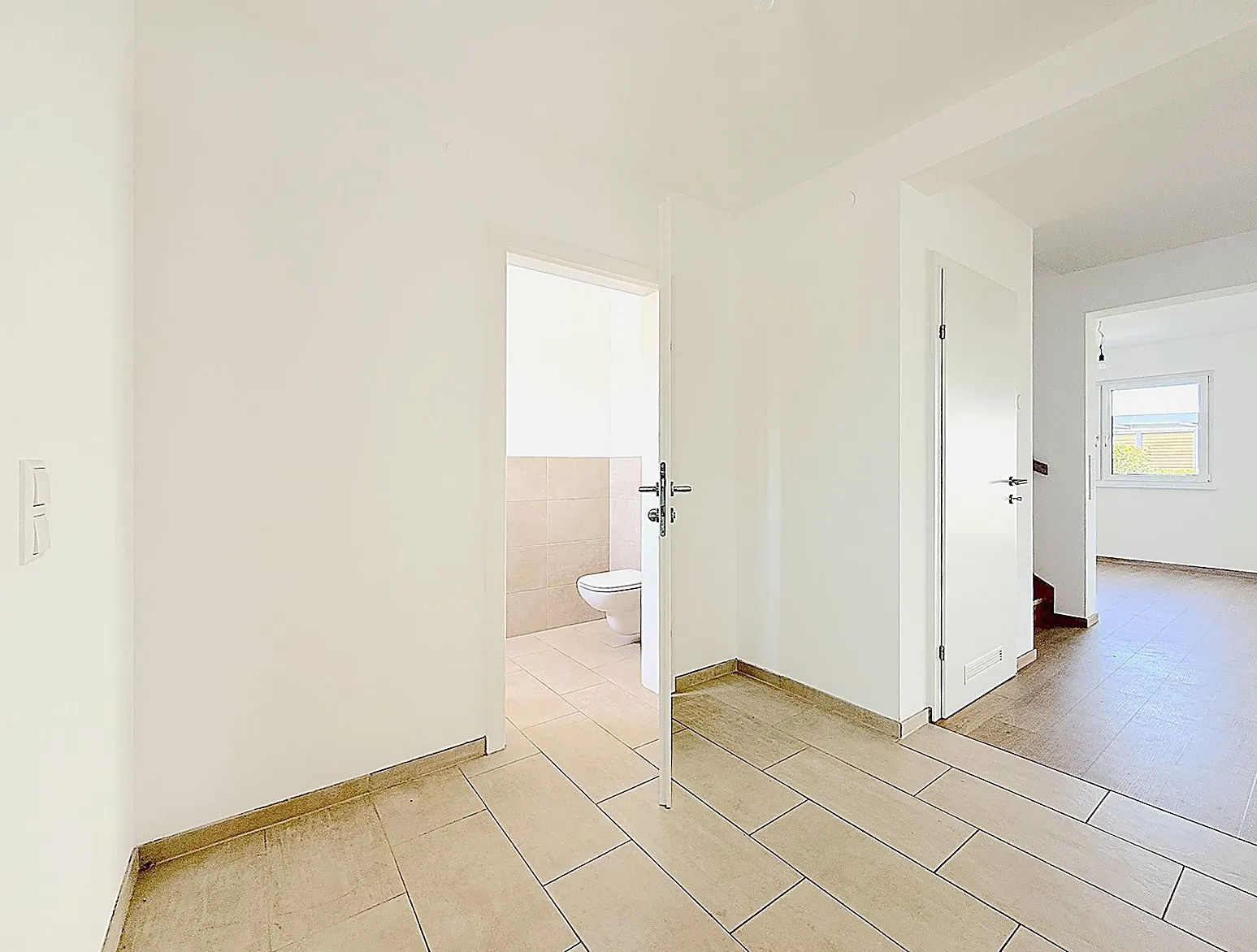 Großzügiges 4-Zimmer-Haus mit 2 Stellplätzen in 2282 Markgrafneusiedl, Foto 4