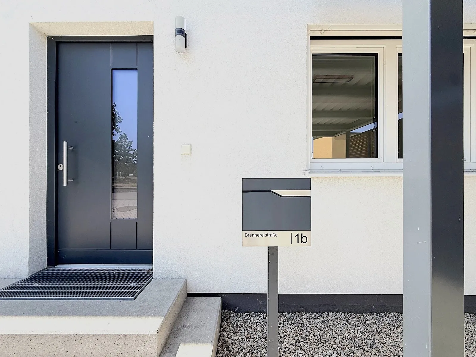 Spacious 4-room house with 2 parking spaces in 2282 Markgrafneusiedl, photo 2