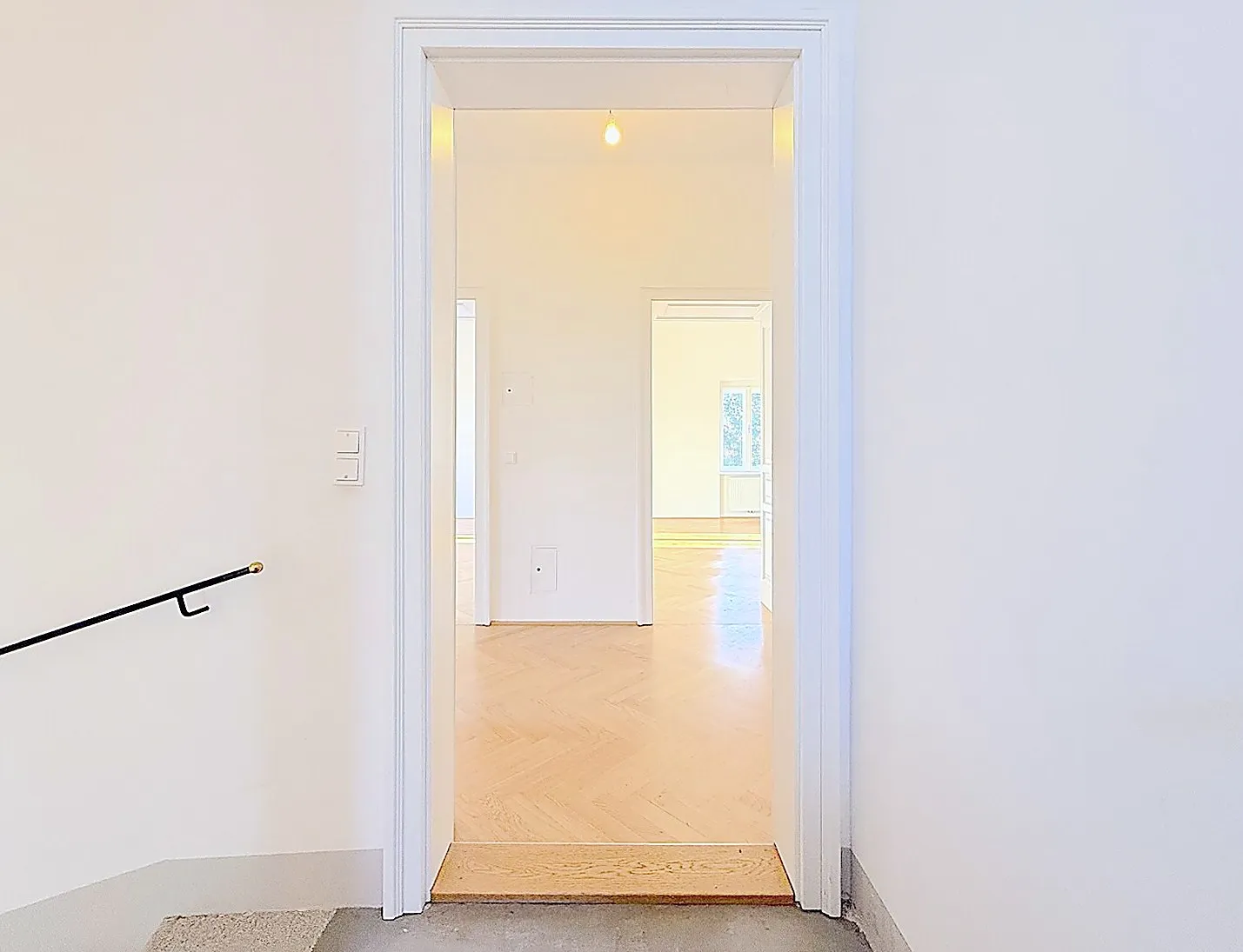 Gepflegte 7,5-Zimmer-Maisonette mit Terrasse und Balkon in 1180 Wien, Foto 2