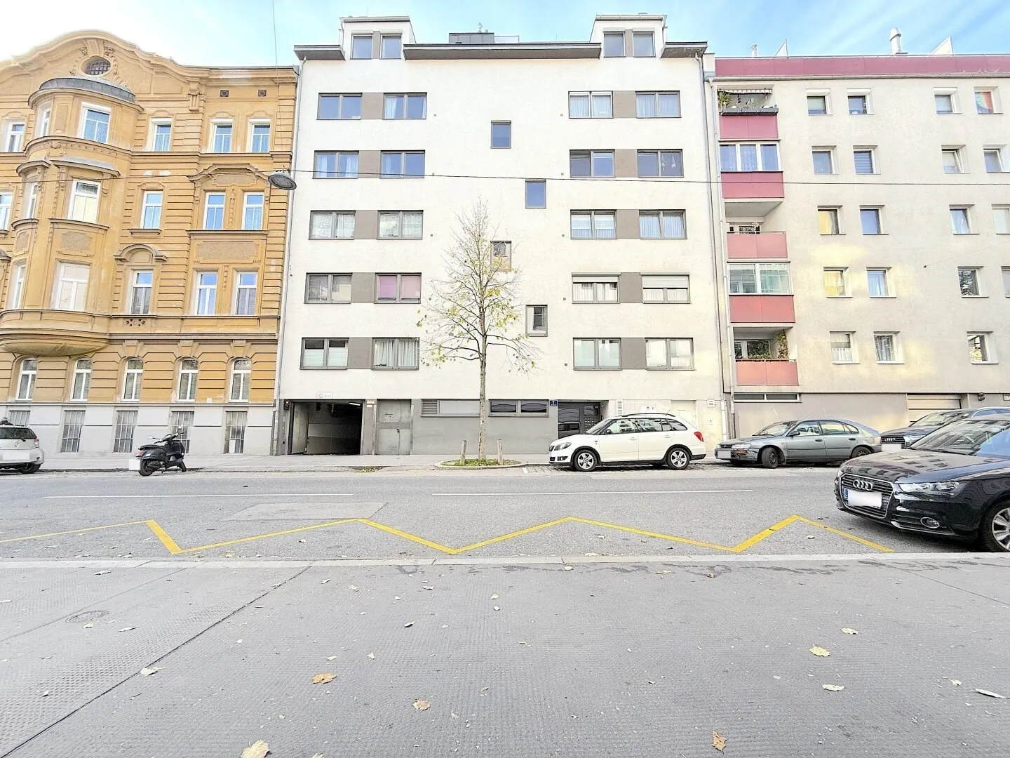 2 Garagenplätze zu je € 17.000 nahe Hütteldorfer Straße (U3 Station), Foto 1