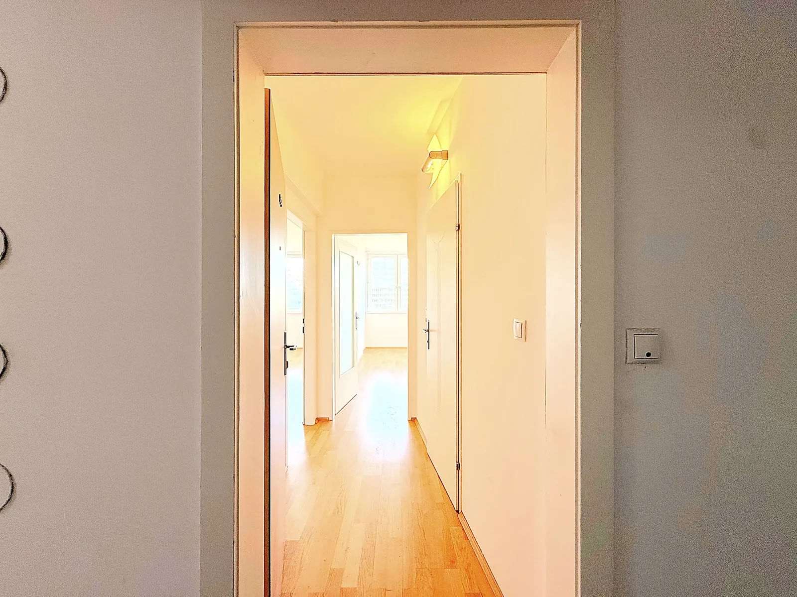 2-Zimmer-Wohnung mit Einbauküche und Aufzug in 1010 Wien, Foto 2